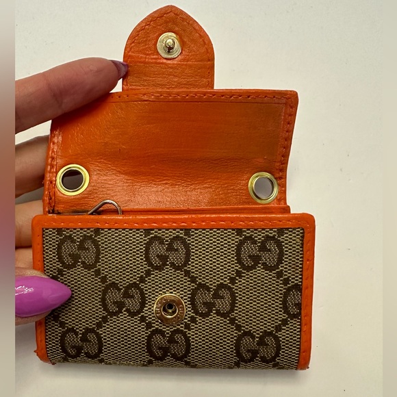 💯 GUCCI Heart Orange Trim Tan Monogram 6-Key Walle on offmarket mini bag w/ aut - Picture 4 of 13